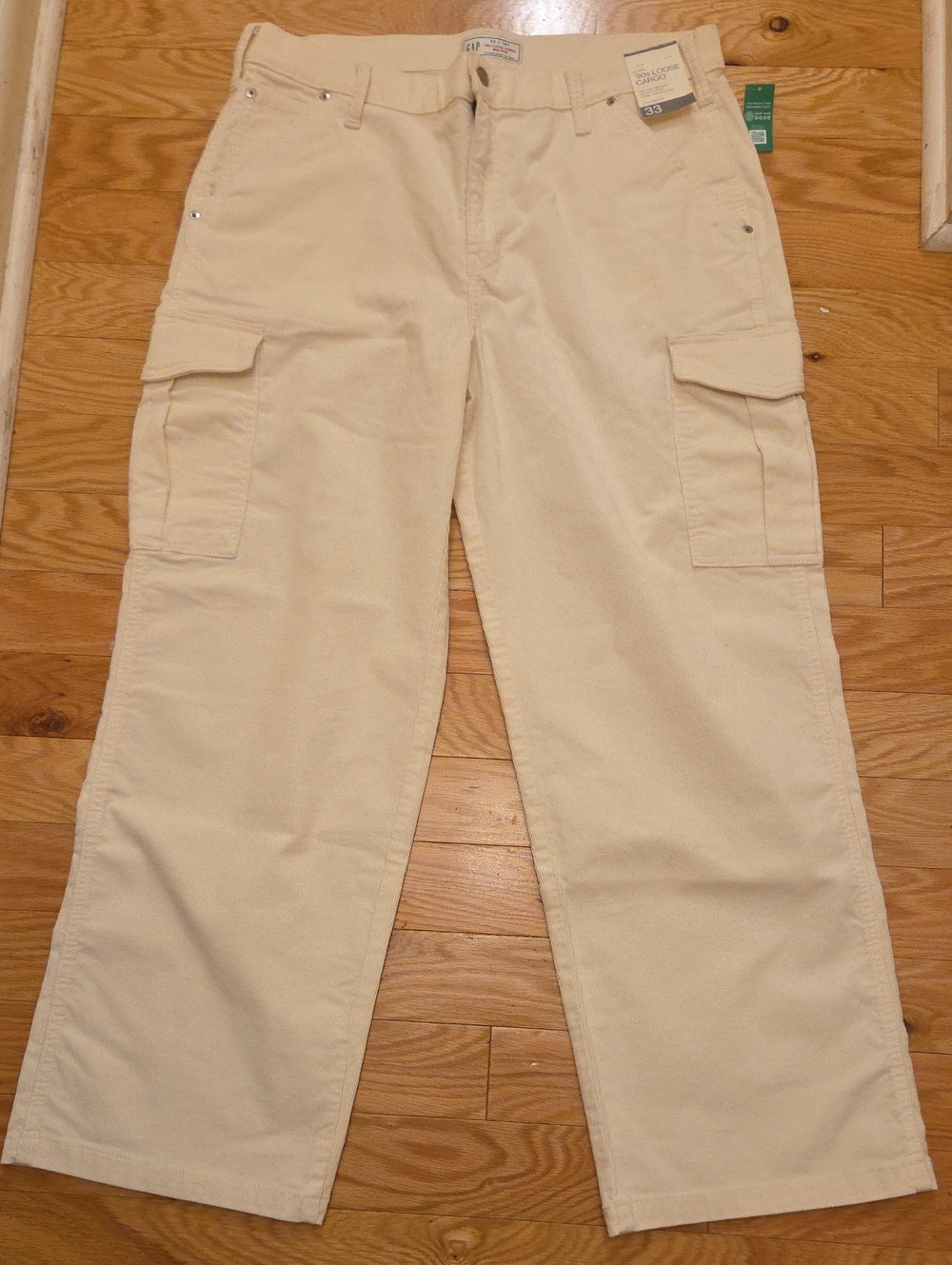 GAP Women's 90s Loose Cargo Corduroy Pants